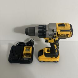 Dewalt 20V 1/2 Hammer Drill With Battery And Charger 