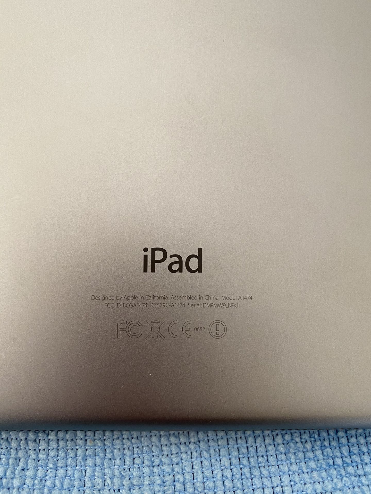 iPad Air 32G Wi-Fi Only Space Gray