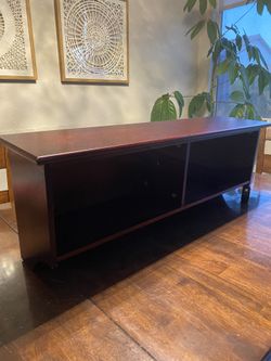 Entryway cubby shelf with hooks - NLV