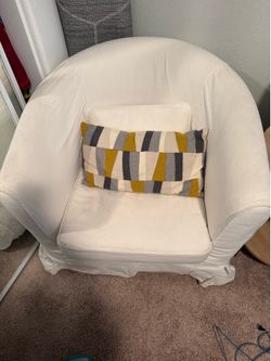 2 lounge chairs