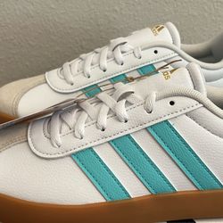 Adidas VL Court | New | Sizes 4Y - 6Y - 7Y