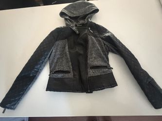 Women’s Sleek Little Jacket 