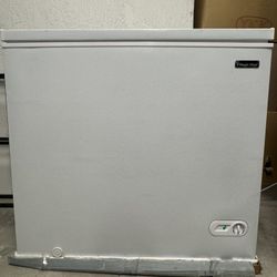 Magic Chef Freezer