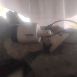 Lorex LBV2521 HD 1080p Indoor/Outdoor Night Vision Security Camera.