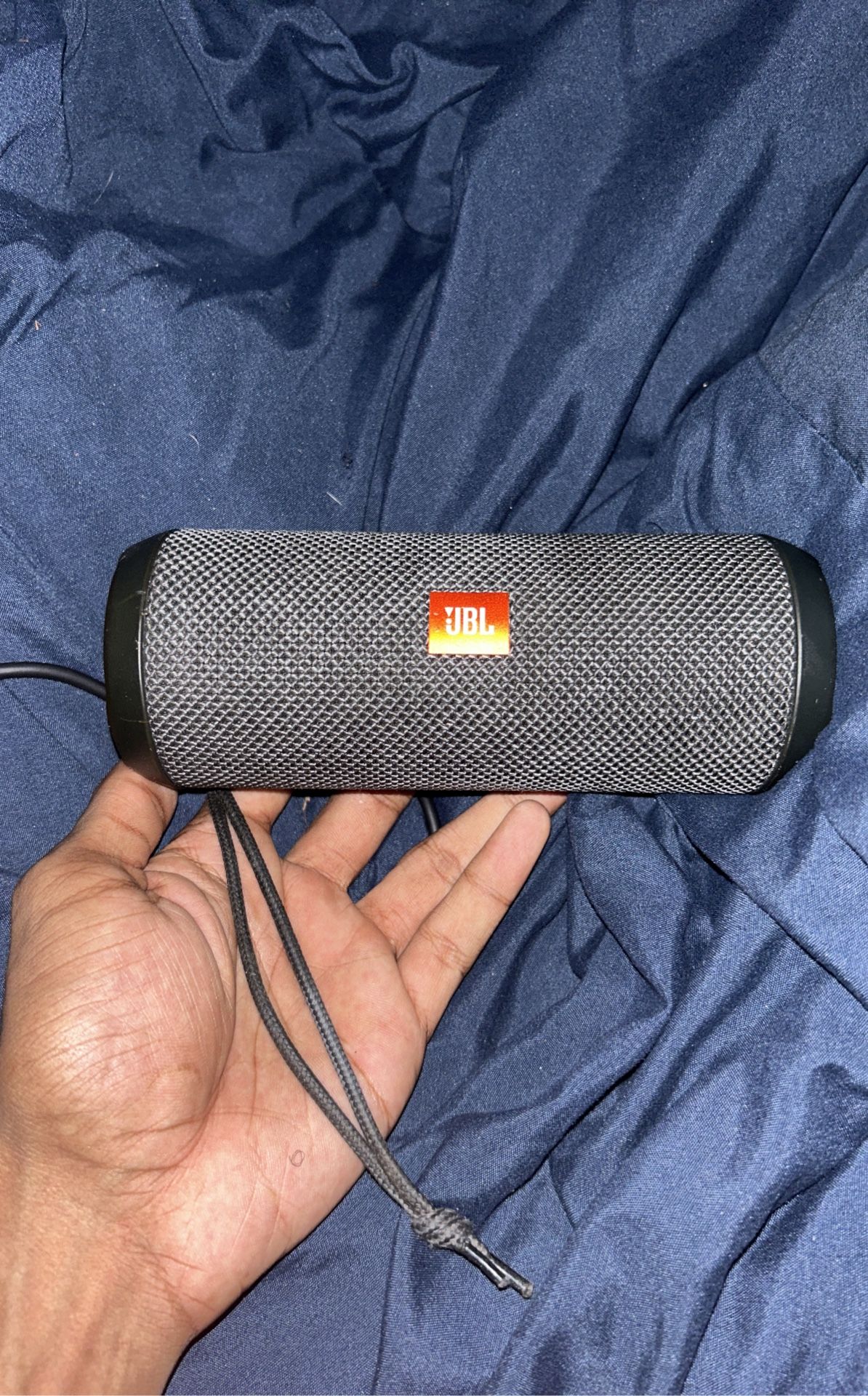 JBL pill