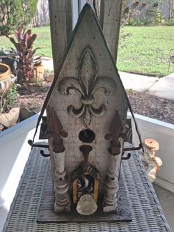 Custom vintage bird house