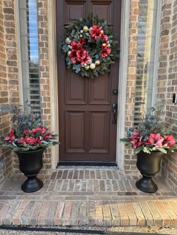 Grandin Road Red Wreaths, Planters & Fillers
