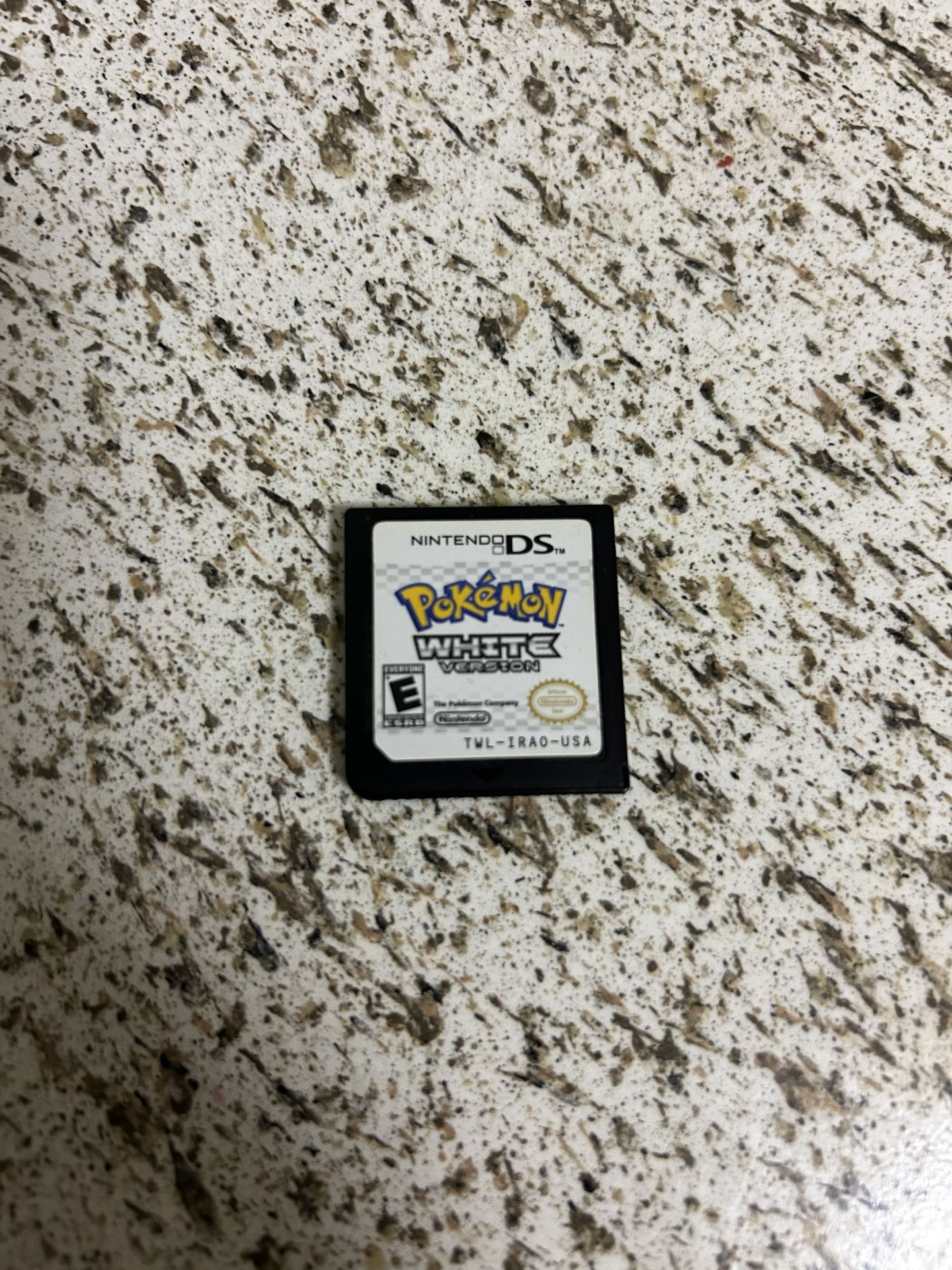 Pokemon White 100% Authentic