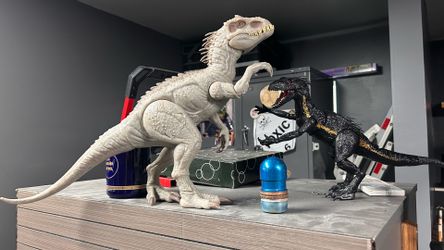 Dinosaur toy
