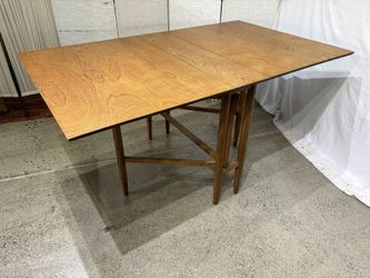 Vintage Mid-Century Modern Wooden Drop Leaf Gateleg Dining Table