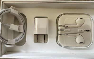 iPhone  original Accessories - 3 Pieces - Lightening Cable 