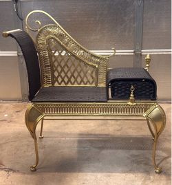 Wicker Gossip chair