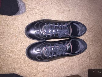 Low top black Gucci shoes size 10