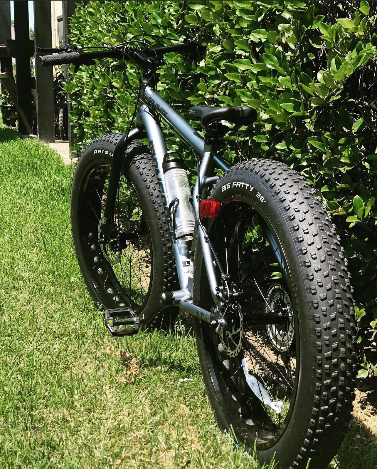 ALX Mongoose Dolomite Fat Tire 26 Inch Mountain Bike