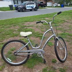26 INCH LADIES ELECTRA TOWNIE 2 WHEEL BICYCLE