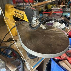 DEWALT SCROLL SAW