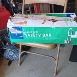 Midline Bathtub Safety Bar In Great Shape