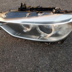 2013-2015 Bmw 3 Series Sedan Xenon Hid Headlight With All The Accessories Oem.