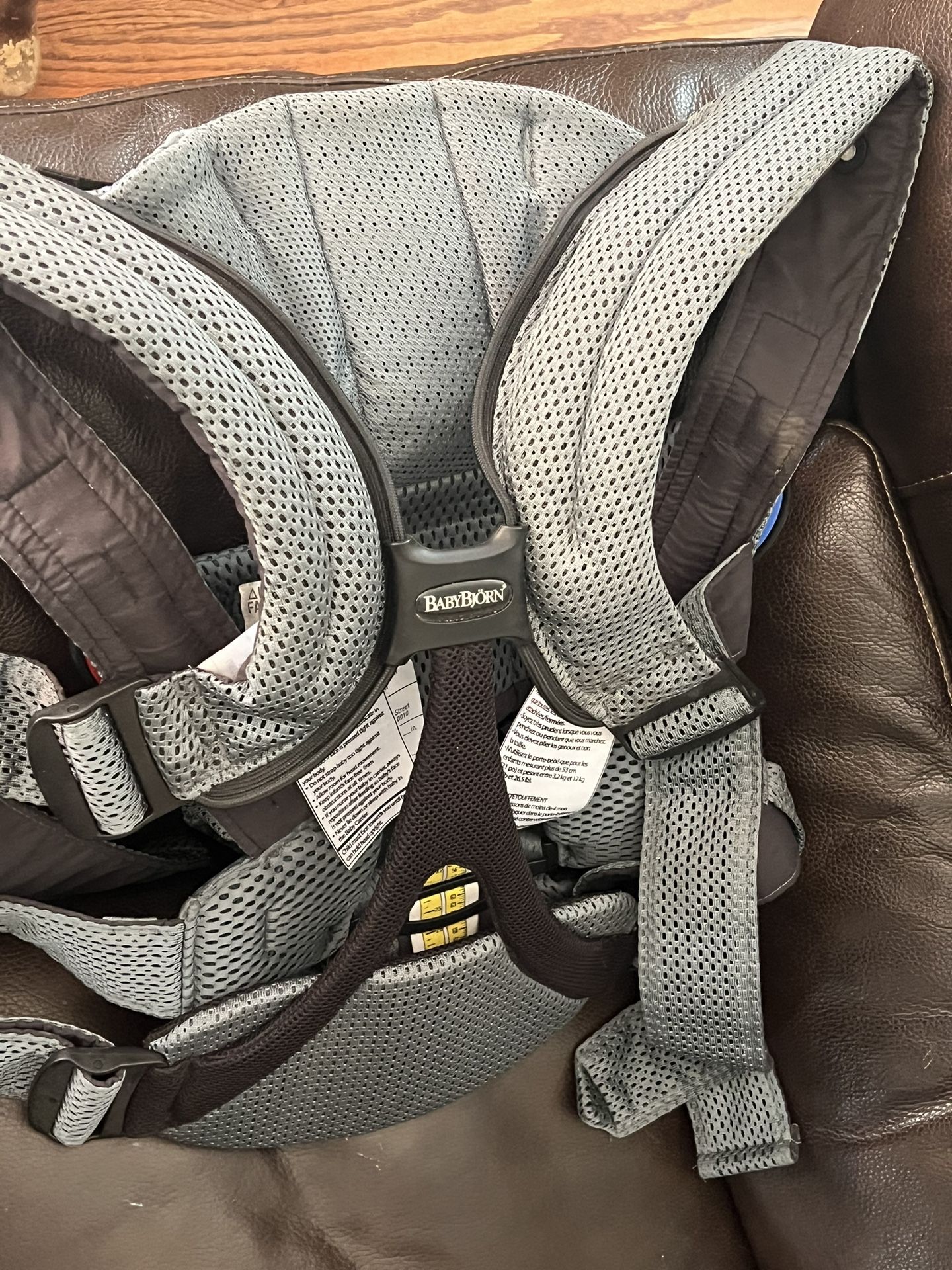 Baby björn Mesh Carrier 