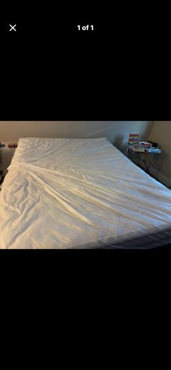 Queen mattress and box spring