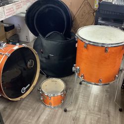 Yamaha Remo Drum Set