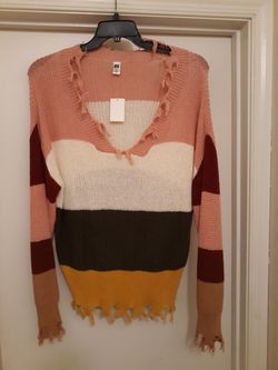 NWT It's sweater