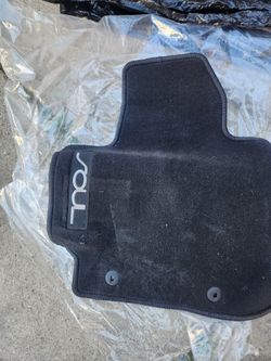 2017 Kia Soul Floor Mats $100