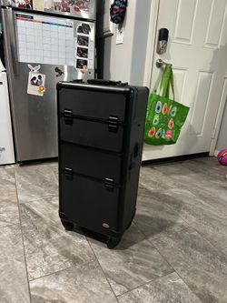 Seya rolling makeup case