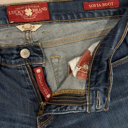 Lucky Brand Sofia Bootcut Women size 6/28 Regular Denim jeans Excellent Condo!