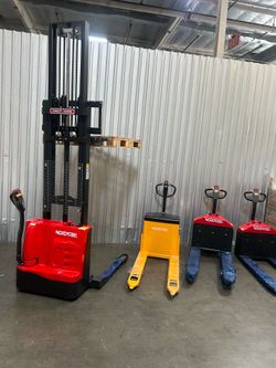 Brand new lifting equipment for warehouses