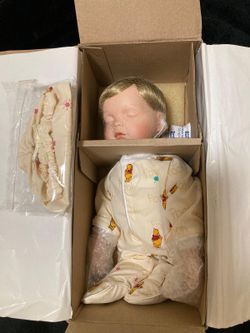 Baby With Porcelain Face And Hands New, Bebé de Carita Y Manos de Porcelana Es Nuevo,