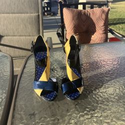 Moschino Cheap And Chic Size 8 Heels 