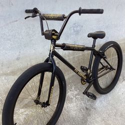 2020 Fit Tripper 26" BMX Bike-Gloss Black Like New