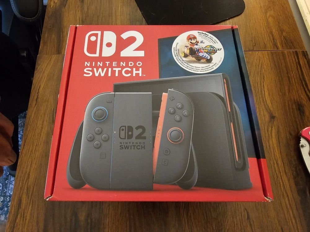 Nintendo Switch 2 + Mario Kart