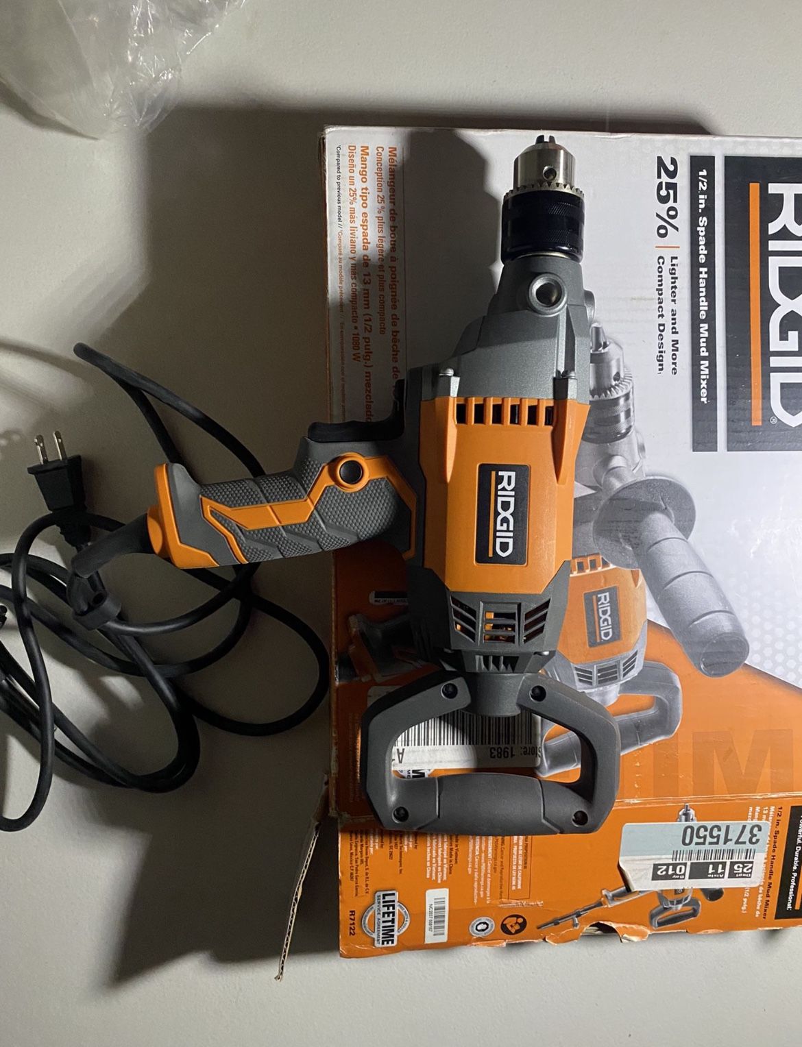 RIDGID 9 Amp Corded 1/2 in. Spade Handle Mud Mixer