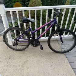 Huffy 24 Inch Very Good Condition 