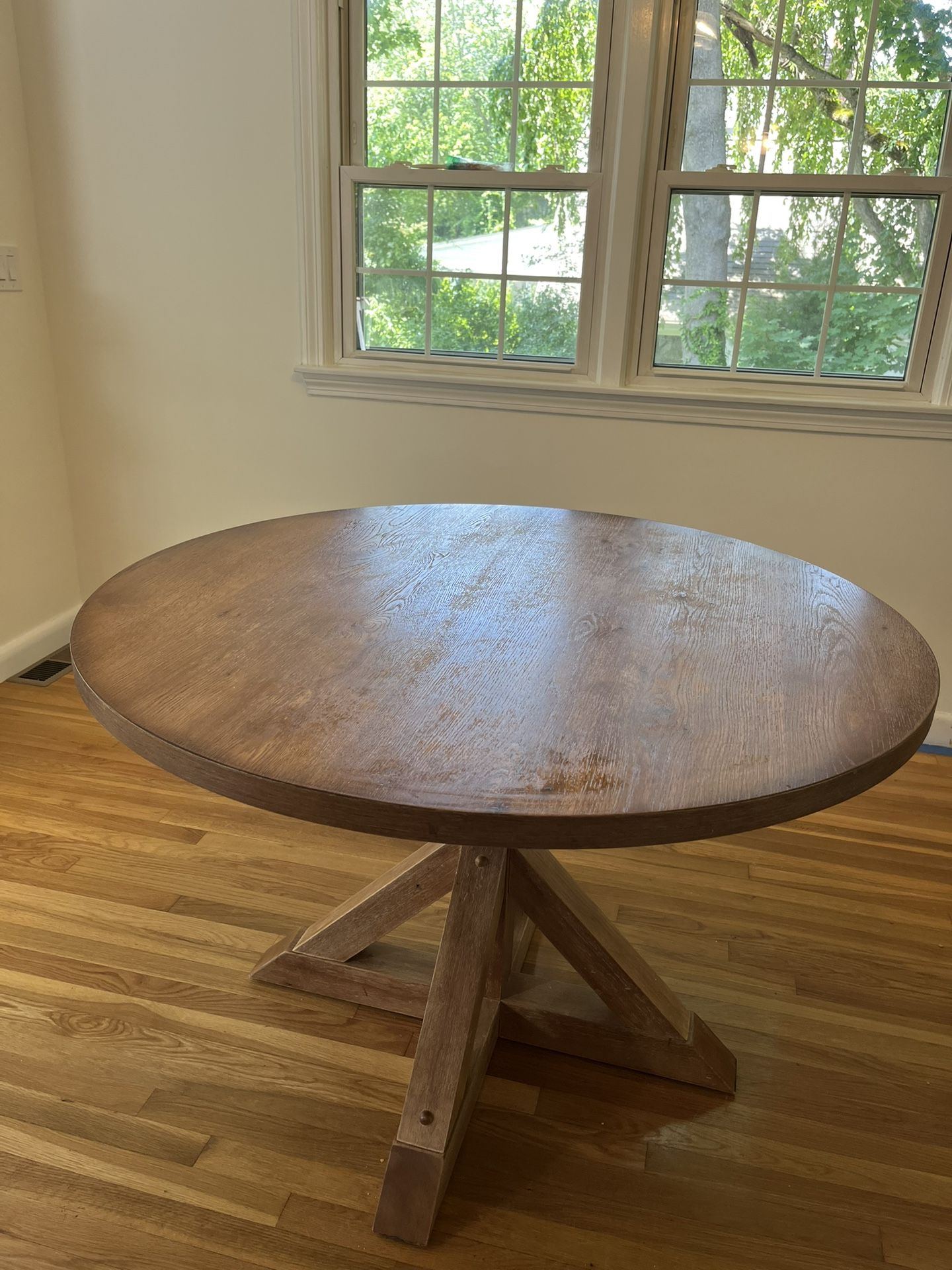 Round Dining Table