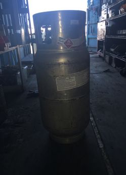 Forklift propane tank