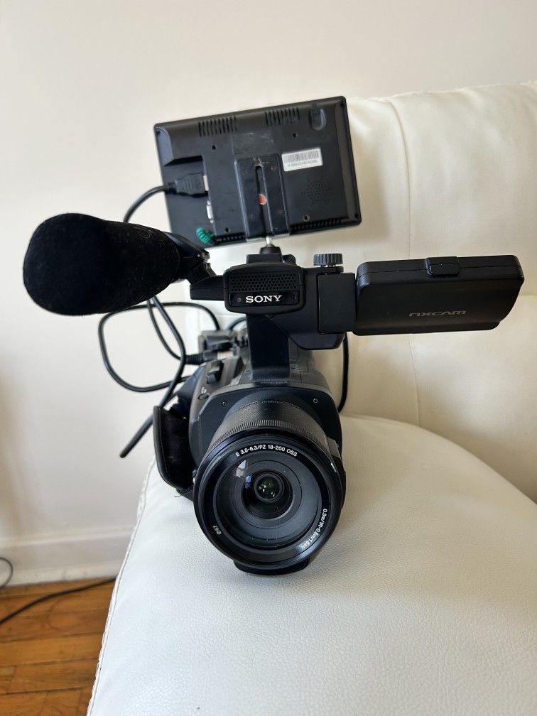 Sony NXCAM