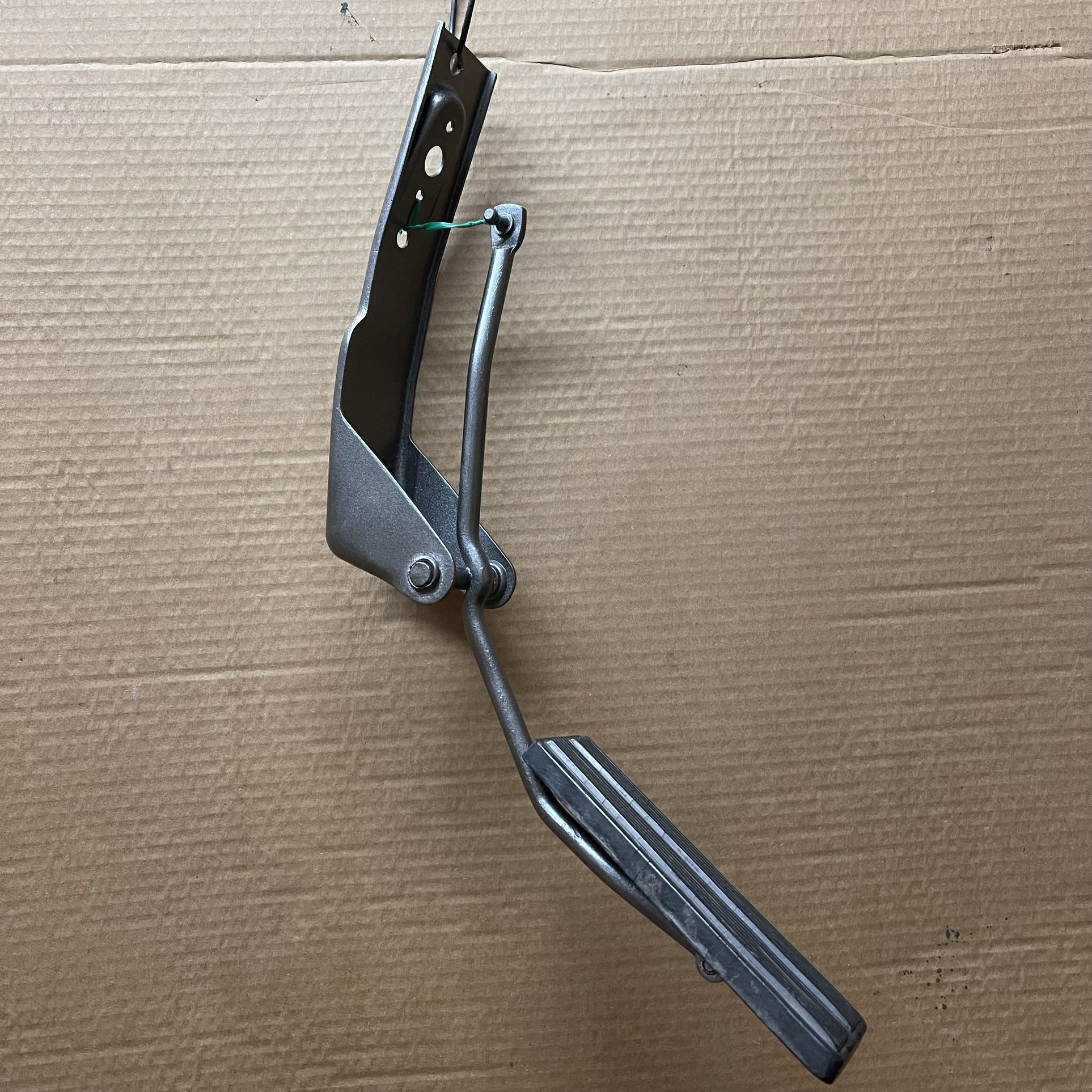 66-77 Early Ford Bronco Gas Pedal