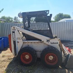 Bobcat Clark 721 Diesel Runs Good 
