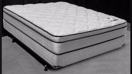 Free Local Shipping - Cotton Bamboo PillowTop Queen Mattress & Box