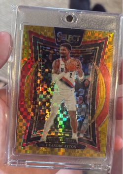 Deandre Ayton Panini Select Gold Prizm Card