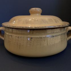 De Silva Terracotta 8" Casserole Dish w/Lid Glazed Mustard Yellow Pot