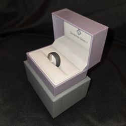 14K White Gold Men’s Wedding Band – 6.5mm, Wire Brush Finish