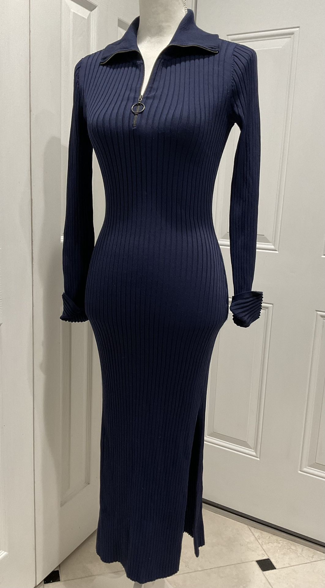 BCBGMaxAzria Navy Blue MIDI Ribbed Jersey Dress, Size XS