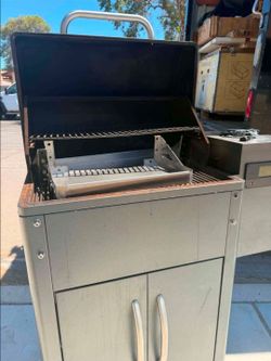 TTAEGER PELLET GRILL SMOKER USED WORKS GREAT