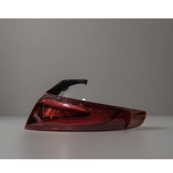 2017-2023 Alfa Romeo Giulia Right Tail Light USED OEM Pre Face Lift (contact info removed)0