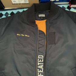 Converse X Undefeated RARE!! 🚨🚨 Reversible Men’s L Bomber Jacket