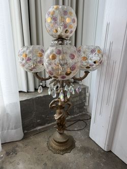 EXQUISITE ANTIQUE EUROPEAN NEMO GLASS MID-CENTURY CRYSTAL TABLE LAMP